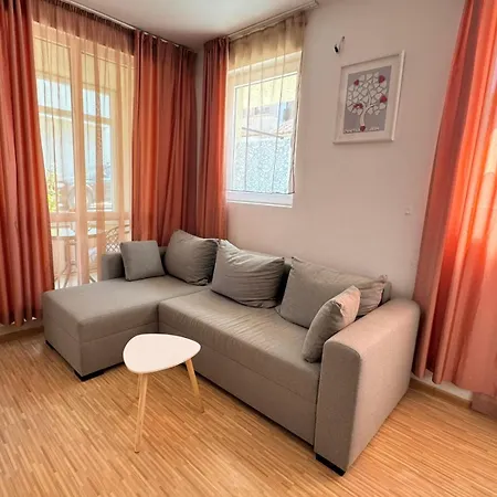 Sunny Day 7 * Burgas