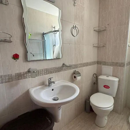 Sunny Day 7 Апартаменты