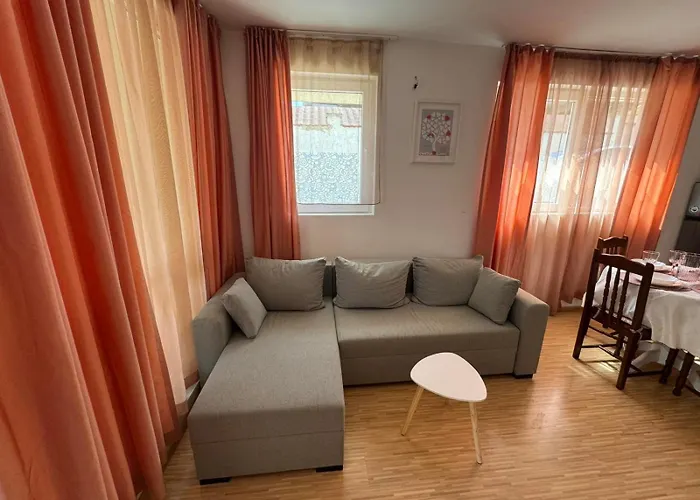 Apartment Sunny Day 7 *