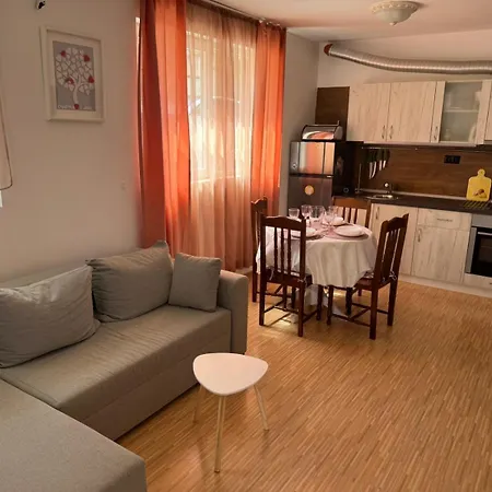 Sunny Day 7 Apartment Burgas